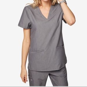Figs scrub top